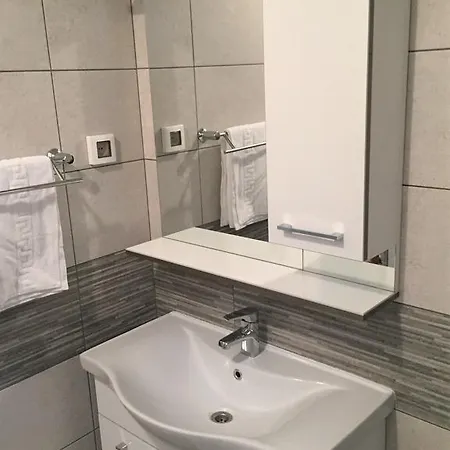 Orhideja Apartmán Rab Town